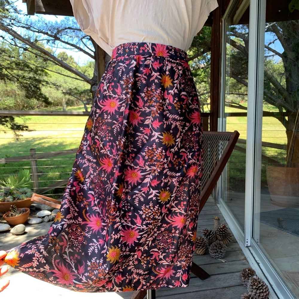 One of a Kind Vintage Handmade Silk Skirt - Size 0